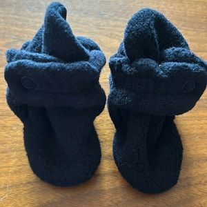 Zutano Fleece Booties - black - 3 months
